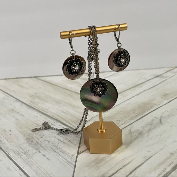 Cookie Lee Gray She’ll Disc Choker Necklace & Earring Set - Picture 1 of 11